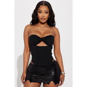 Anisa Top Black Large NWT